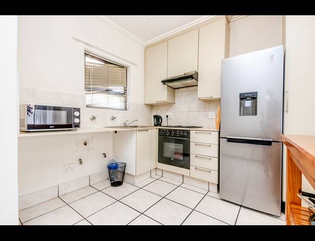 1 BEDROOM APARTMENT FOR SALE IN PAULSHOF